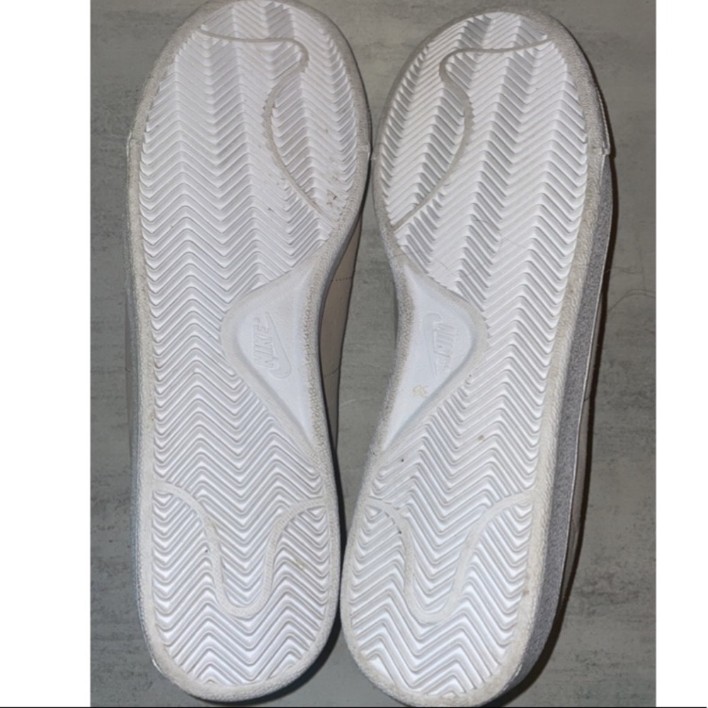 MENS Tan Nike Suede Shoes - Picture 5 of 12